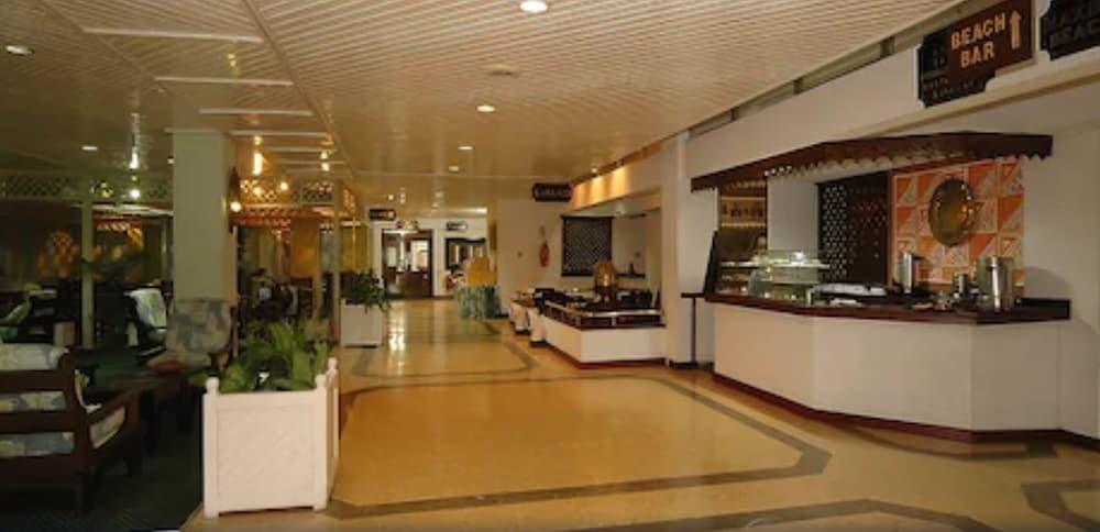 Mombasa Beach Hotel Exterior photo