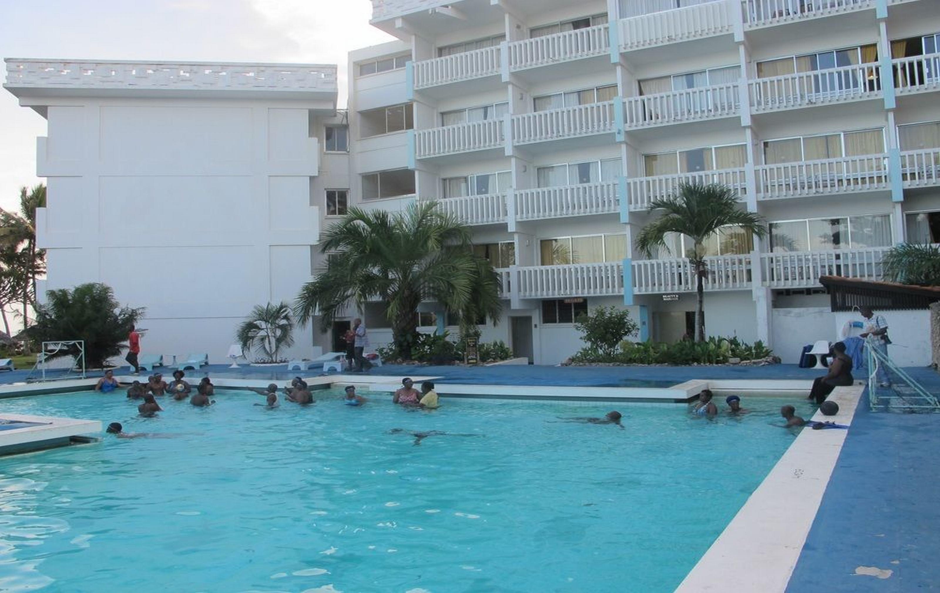 Mombasa Beach Hotel Exterior photo